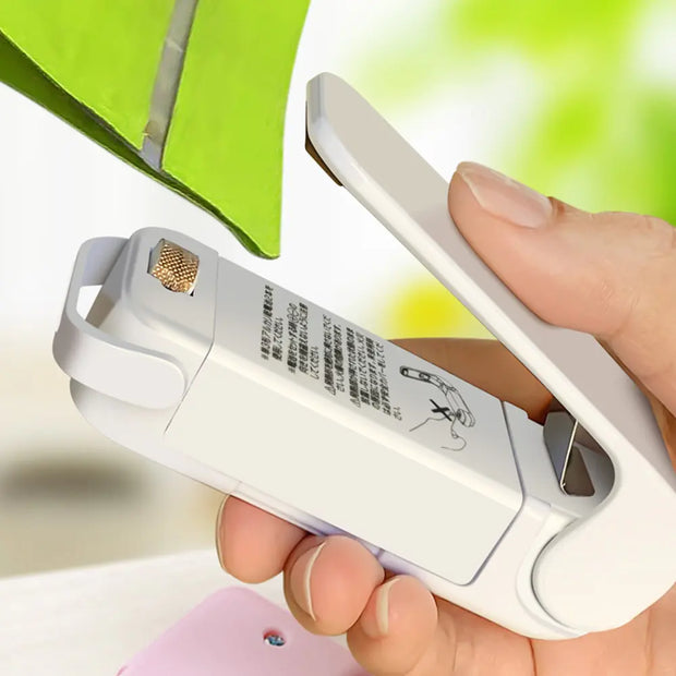 Mini Heat Bag Portable Sealer | Compact & Efficient Sealing for Freshness On-the-Go